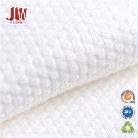 Vendita calda Prezzo di fabbrica Panni Materiale Rotoli di tessuto non tessuto Spunlace goffrato 50% viscosa poliestere Panno non tessuto Panno per pulizia Produttore di materiali